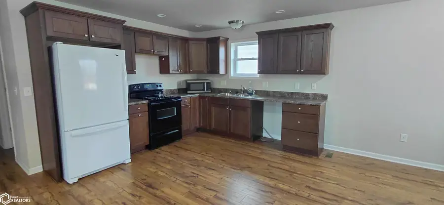 505 South Elm Street, Creston, IA 50801 - #2