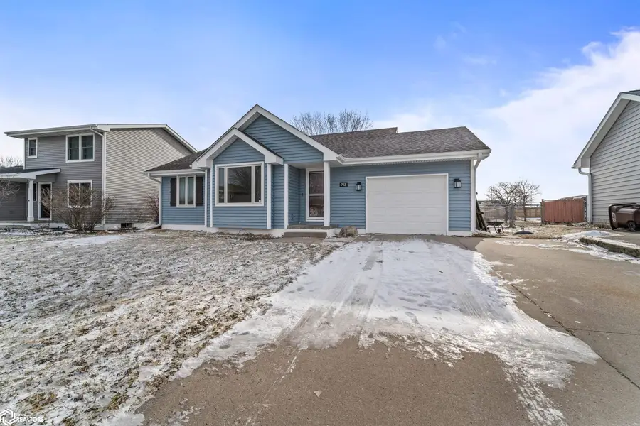 713 S 13th Street, Nevada, IA 50201 - #2