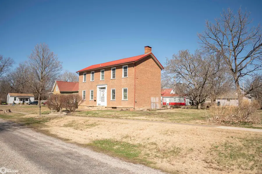 425 Jackson Street, Warsaw, IL 62379 - #3