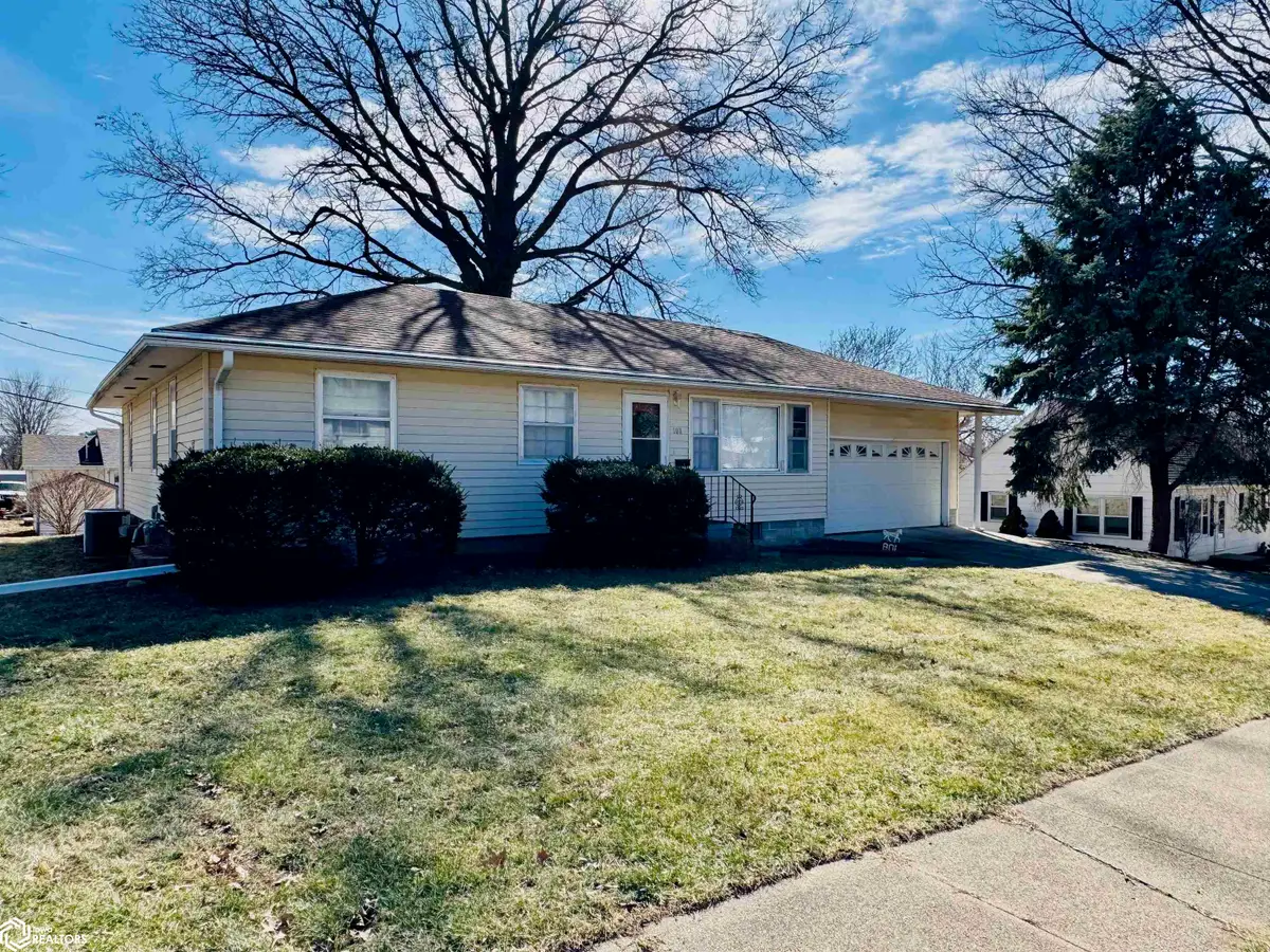 108 E Pioneer Avenue, Shenandoah, IA 51601 - #1