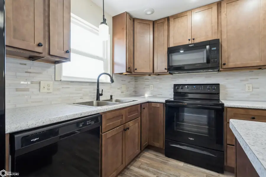 400 W Orange St, Mount Pleasant, IA 52641 - #3