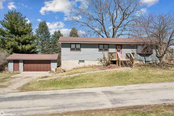 203 E Ogden Street, Montezuma, IA 50171