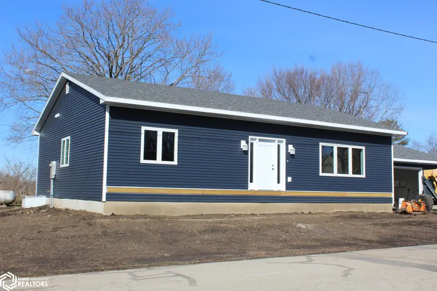 102 N Market Street, Rock Falls, IA 50467 - #2