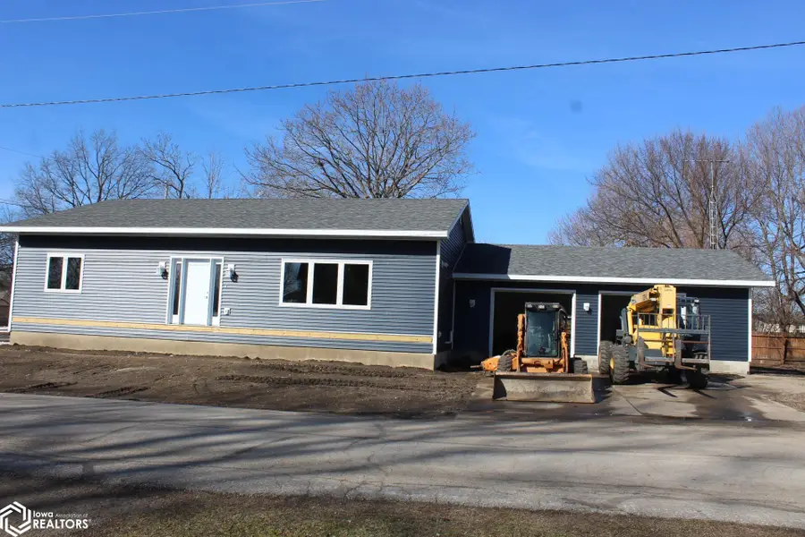 102 N Market Street, Rock Falls, IA 50467 - #3