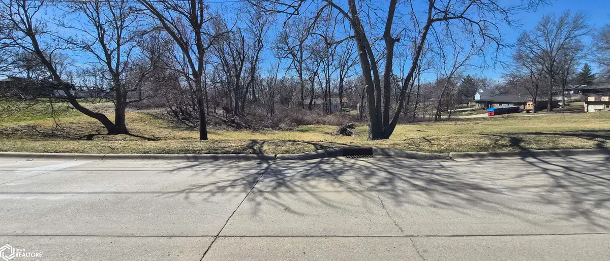 536 N 3rd Street, Centerville, IA 52544 - #1