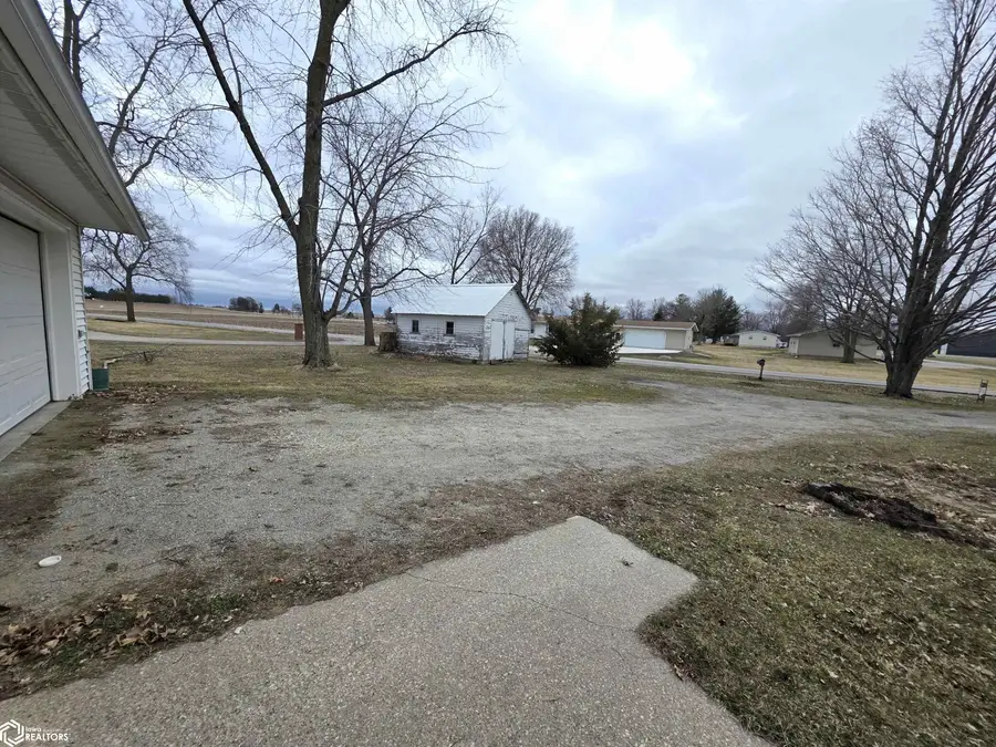 702 2nd Avenue Ne, Rockford, IA 50468 - #3