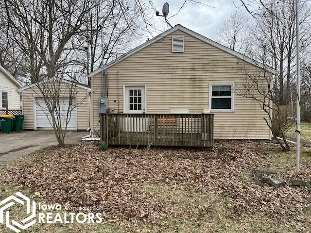 706 E Burlington Avenue, Fairfield, IA 52556 - #2