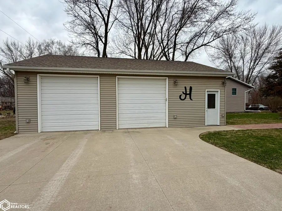 604 Marshall Street, Wapello, IA 52653 - #2