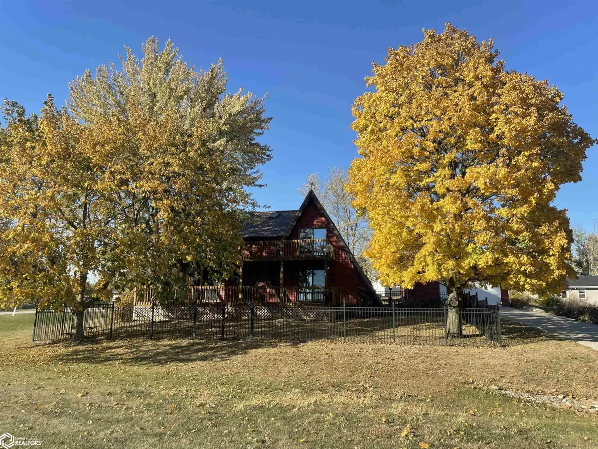 196 Lakeview Drive, Melrose, IA 52569 - #1