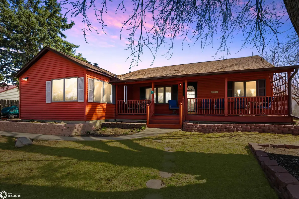 2745 Pickering Drive, Marshalltown, IA 50158 - #1