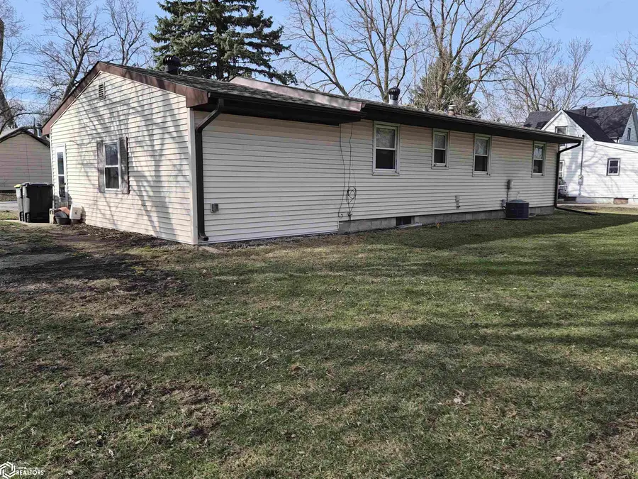 515 NE 5th Street, Eagle Grove, IA 50533 - #3