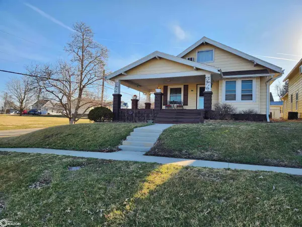 810 Harmon Street, Tama, IA 52339