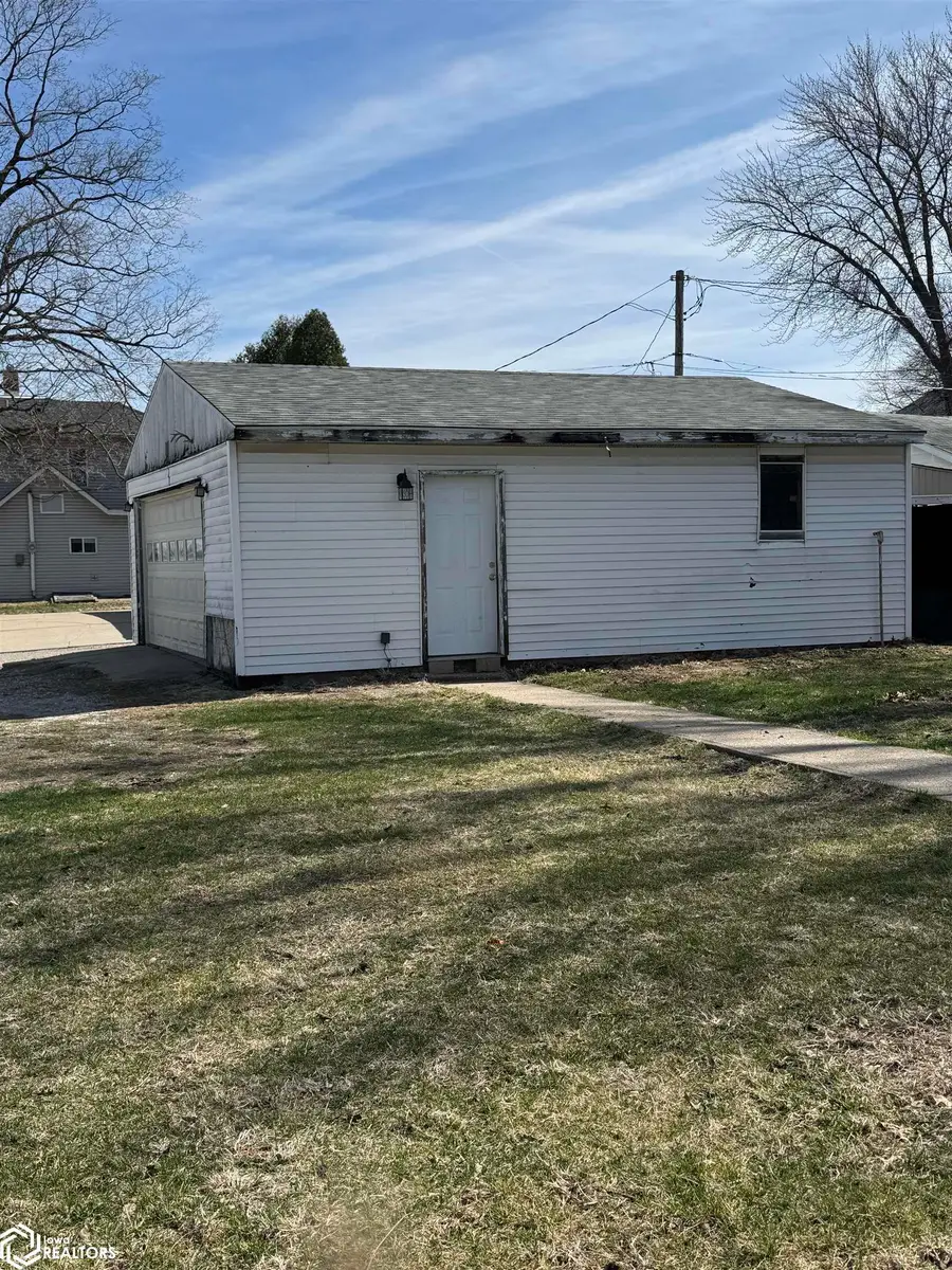 102 Ballard Street, West Burlington, IA 52655 - #2