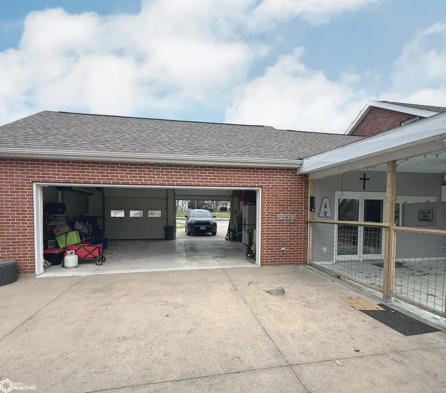 2210 Grand Avenue, Keokuk, IA 52632 - #3