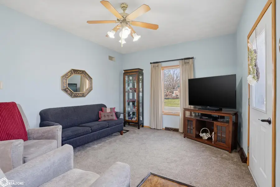 502 E Oak Street, Salem, IA 52649 - #3