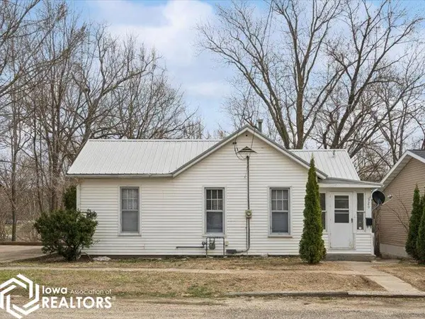 320 N Plane Street N, Burlington, IA 52601