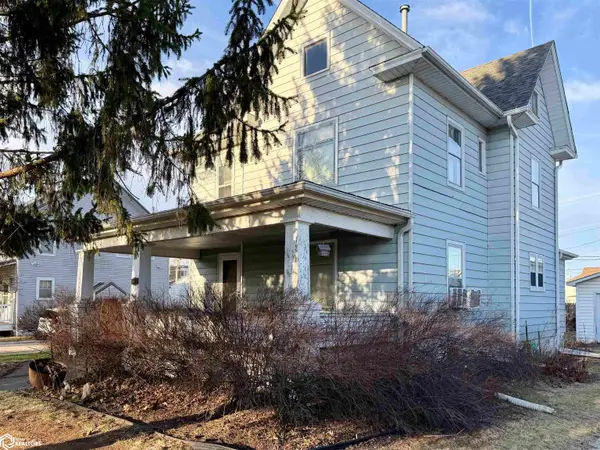 411 N Grand Street, Chariton, IA 50049