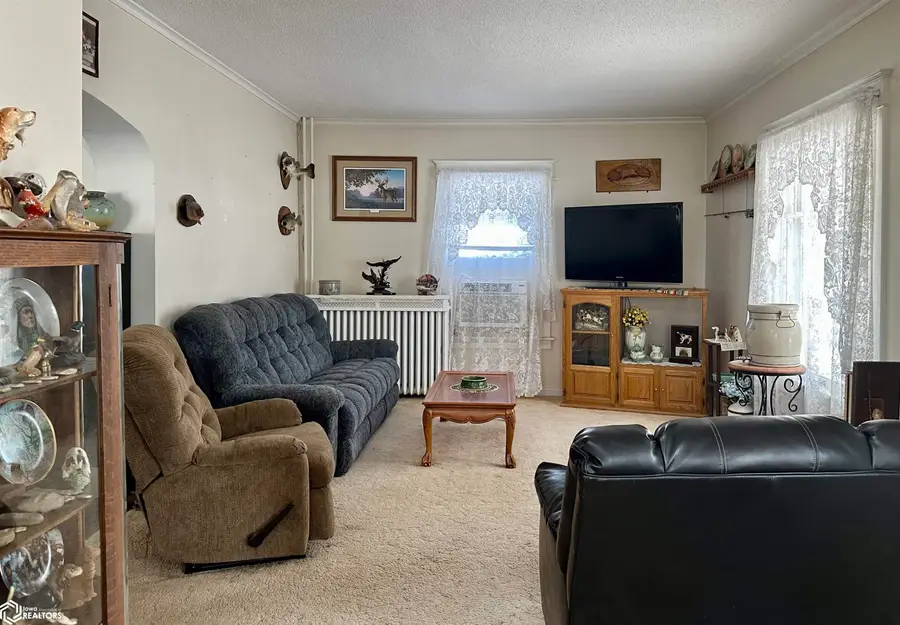 411 N Grand Street, Chariton, IA 50049 - #3