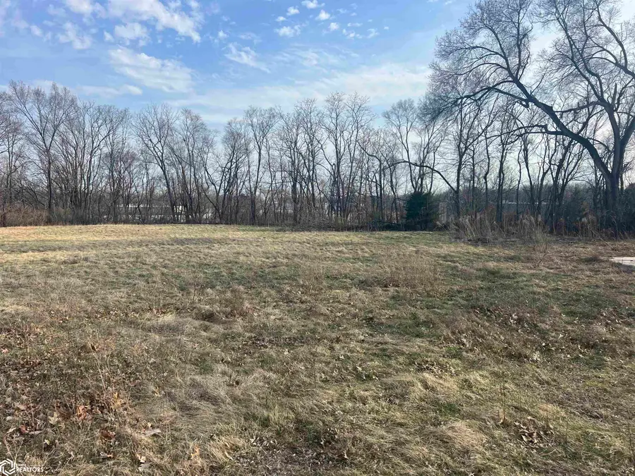 0 A Avenue E, Oskaloosa, IA 52577 - #3