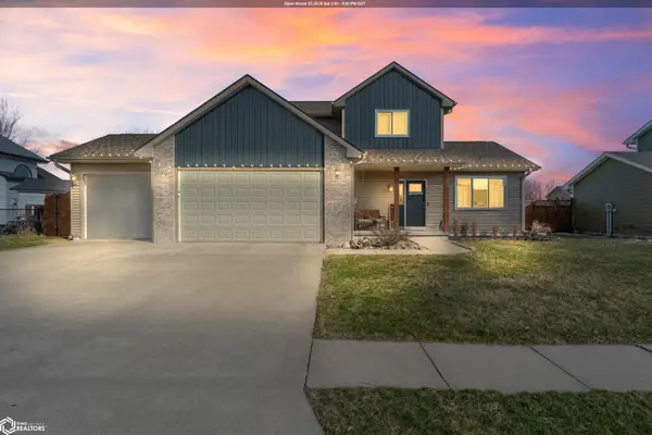 302 Upstill Street, Gilbert, IA 50105