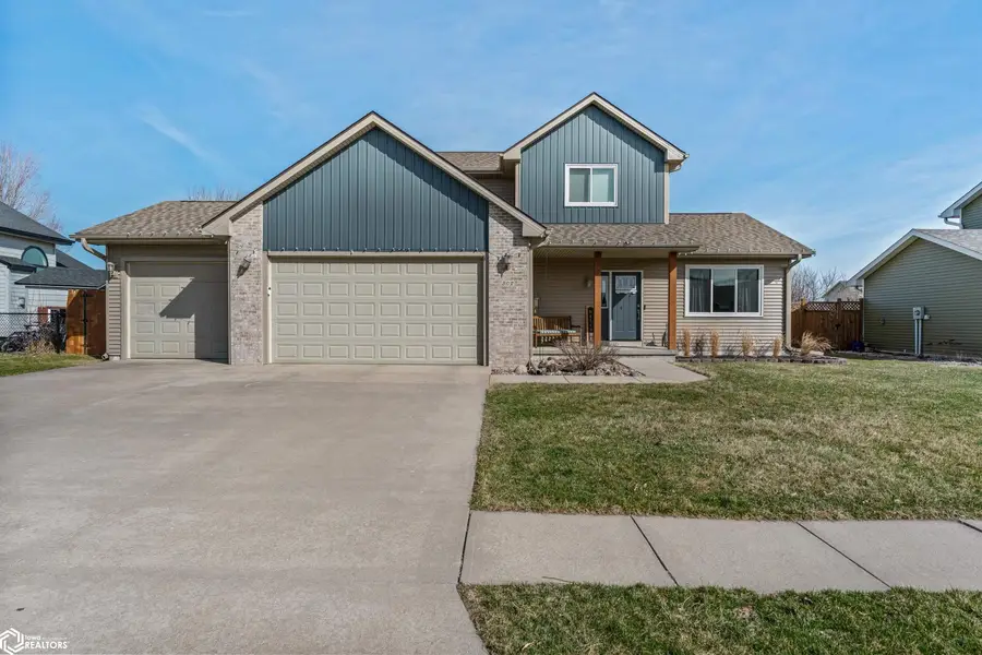 302 Upstill Street, Gilbert, IA 50105 - #2