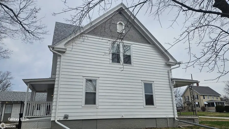 134 S Joy Street, Oneida, IL 61467 - #2