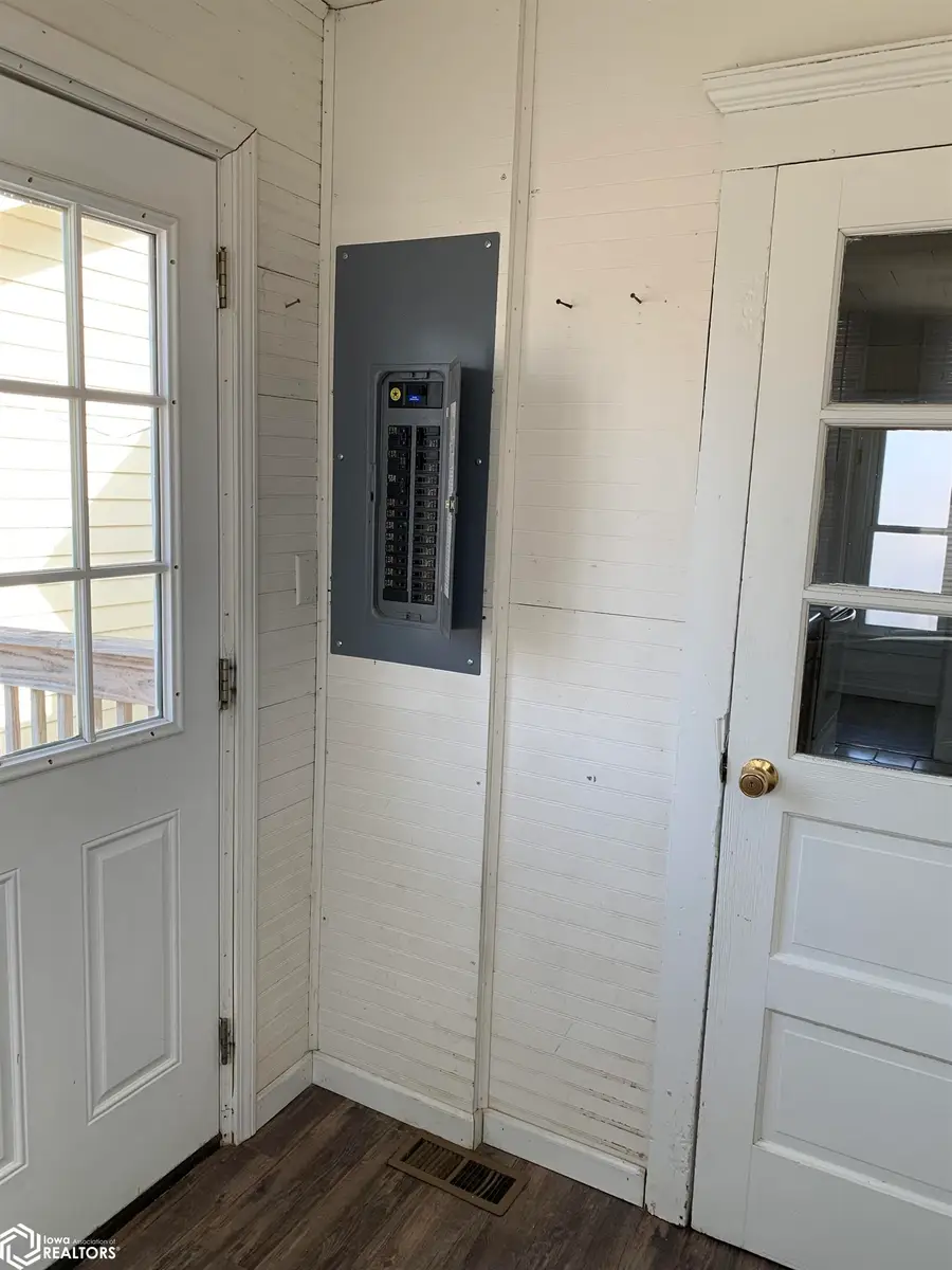 400 N Birch Street, Creston, IA 50801 - #3