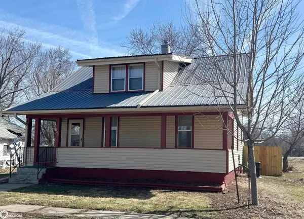 203 Maple St., Clemons, IA 50051