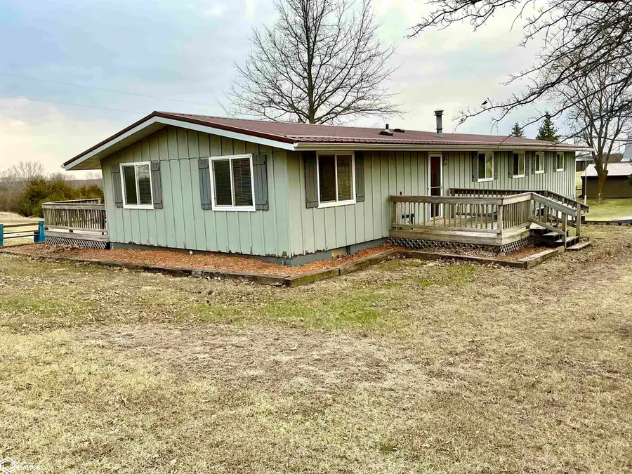 208 Pine Ridge Road, Melrose, IA 52569 - #3