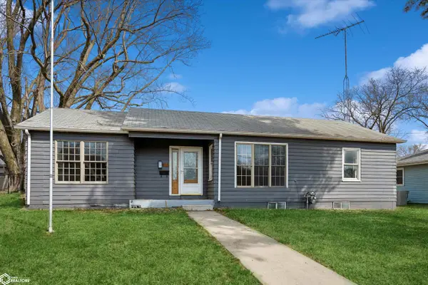 415 College Hill Ave, Oskaloosa, IA 52577