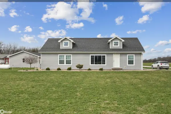 2825 New London Road, New London, IA 52645