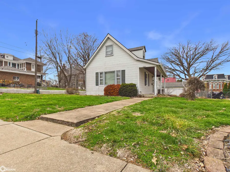 320 N 2nd Street, Keokuk, IA 52632 - #2