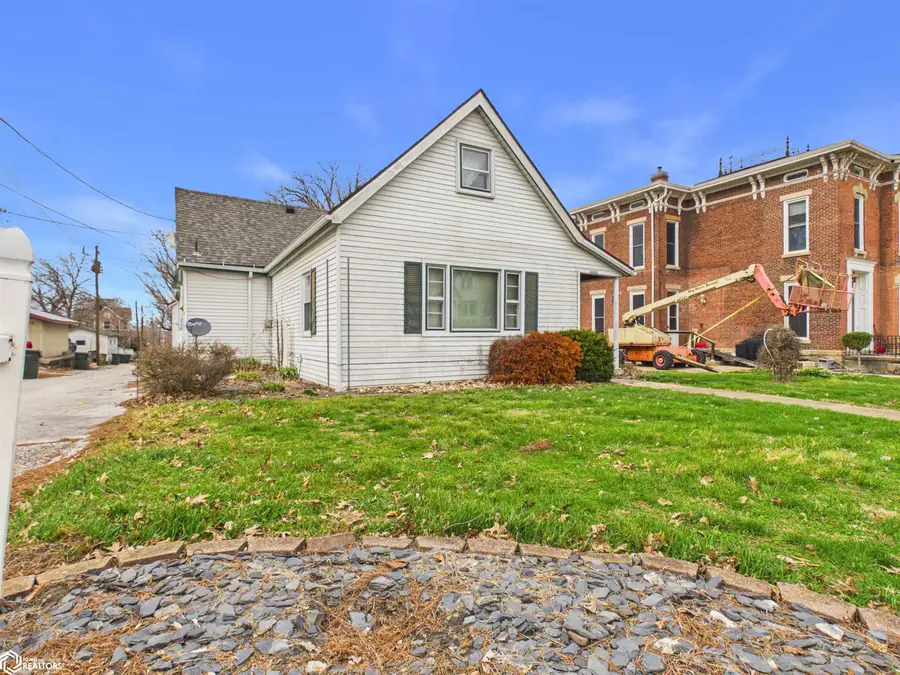 320 N 2nd Street, Keokuk, IA 52632 - #3