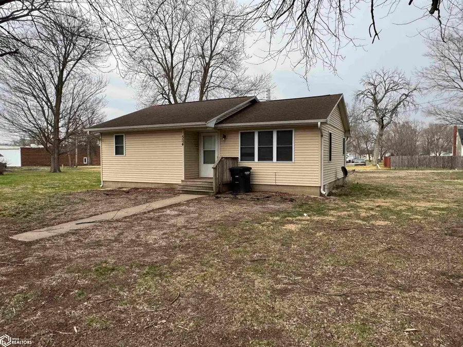 504 Pleasant Street, Oakville, IA 52646 - #2