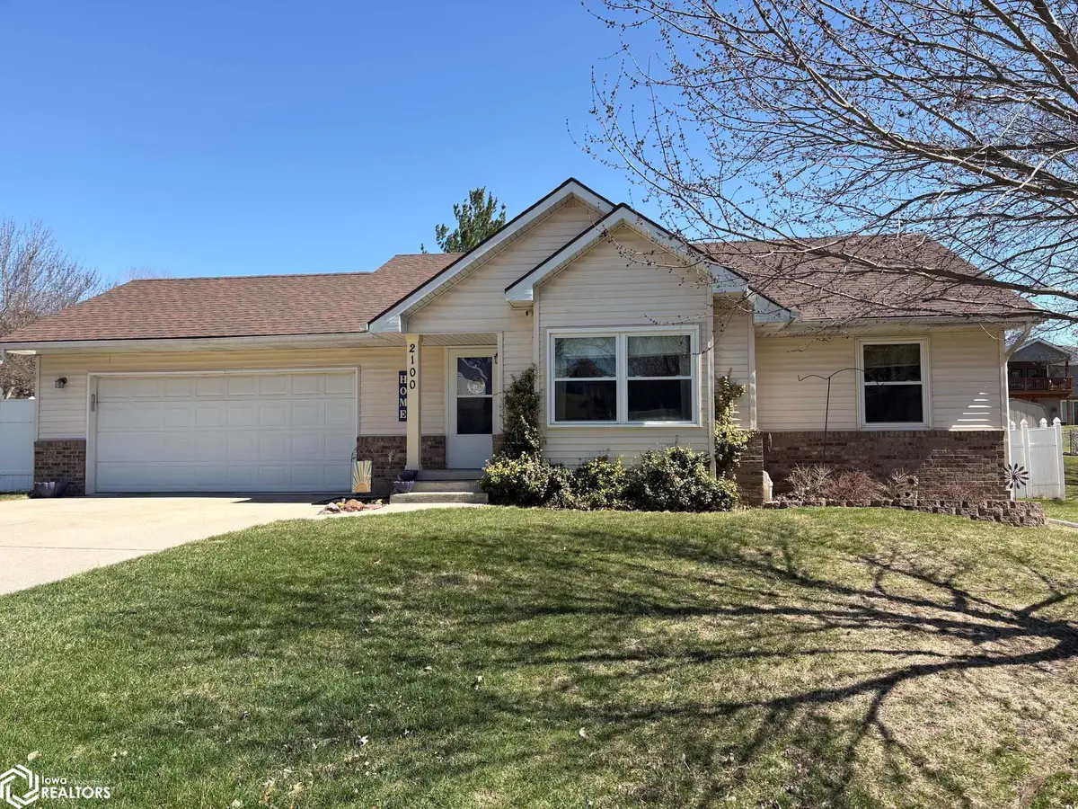 2100 Sunnyslope Drive, Red Oak, IA 51566 - #1