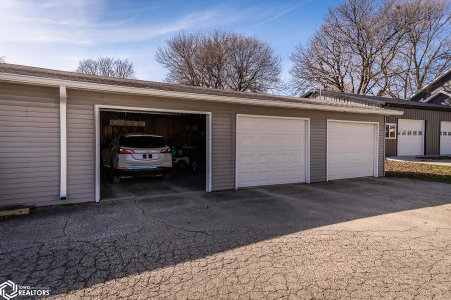 108 N Vernon Street #3, Conrad, IA 50621 - #2