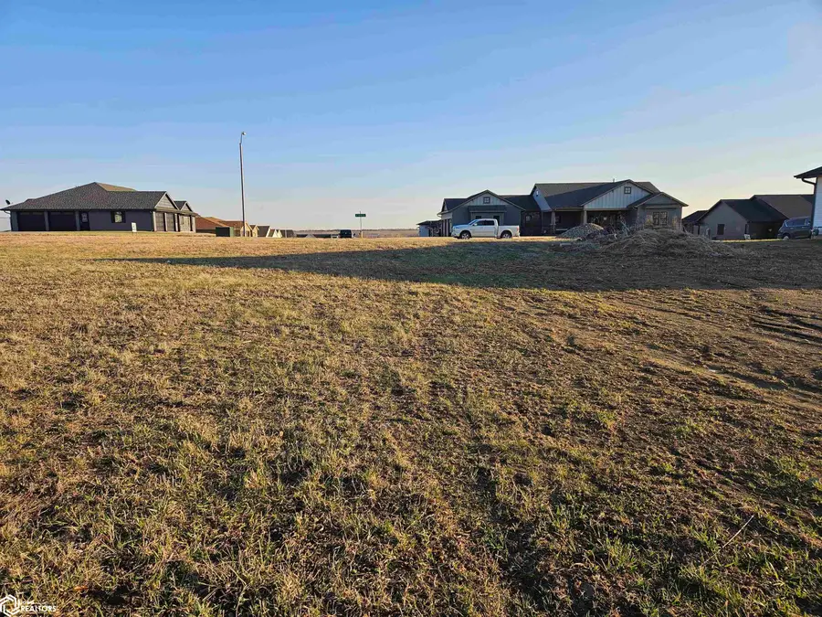 1413 -1415 E 10th Street, Carroll, IA 51401 - #3