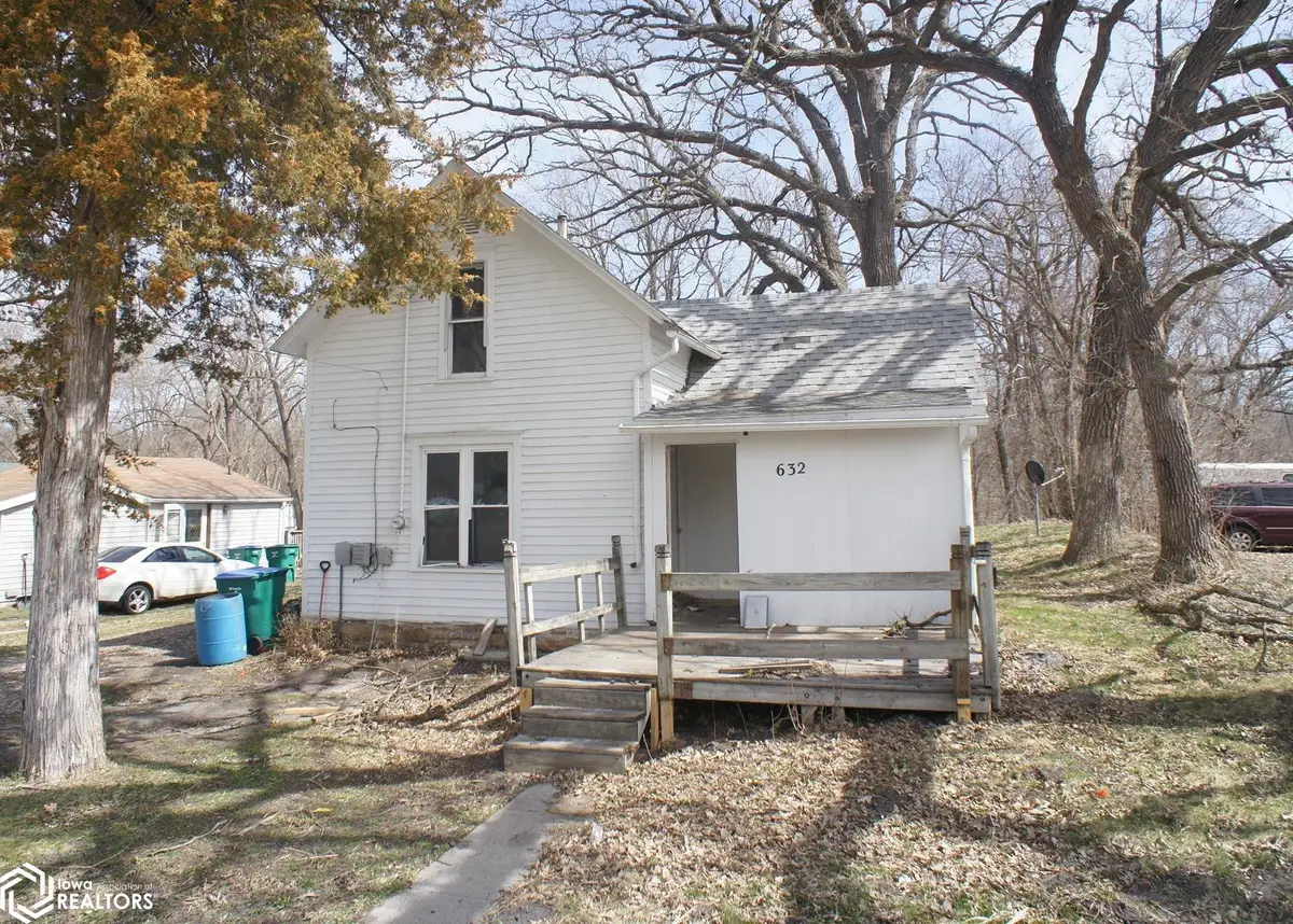 632 Maple Avenue, Webster City, IA 50595 - #1