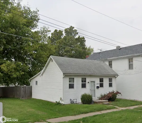 1323 N 8th Street, Burlington, IA 52601