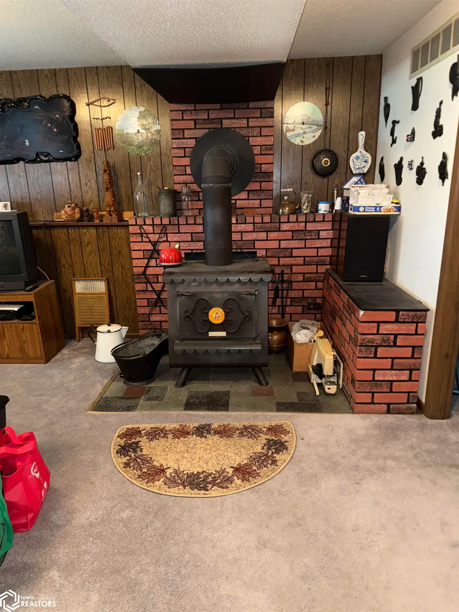 3017 Avenue L Street, Fort Madison, IA 52627 - #3