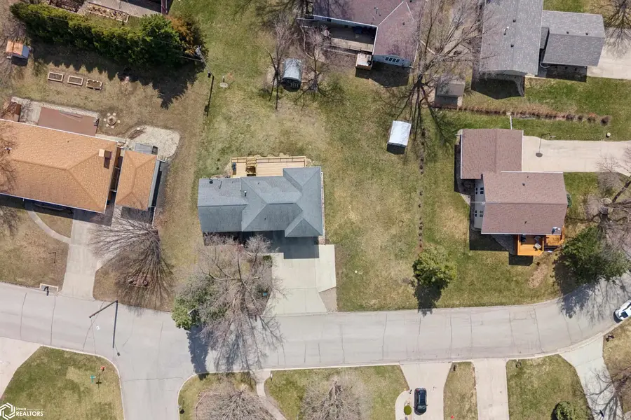 201 Fairway Dr, Clear Lake, IA 50428 - #3