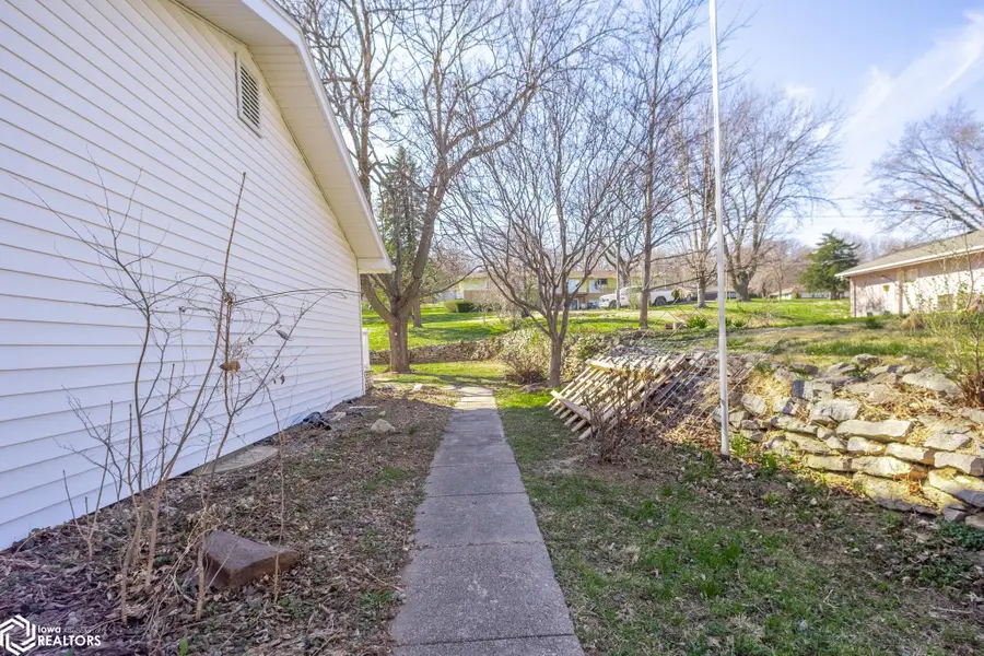 1905 Argyle Street, Hamburg, IA 51640 - #3