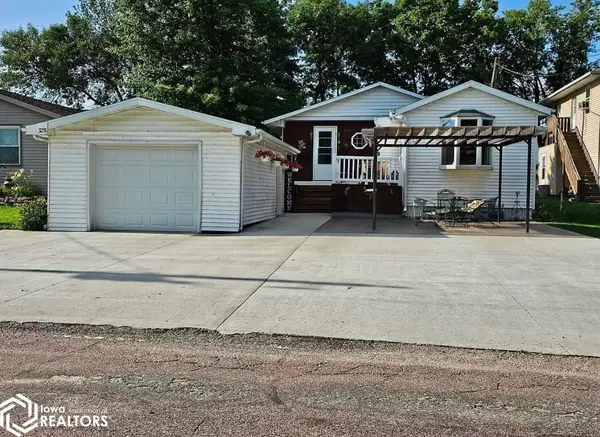 3291 335th Avenue, Ruthven, IA 51358