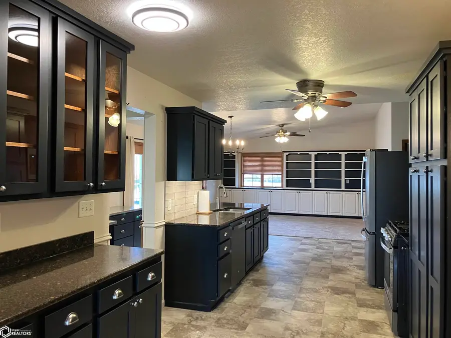 408 Orchard Lane, Clear Lake, IA 50428 - #3