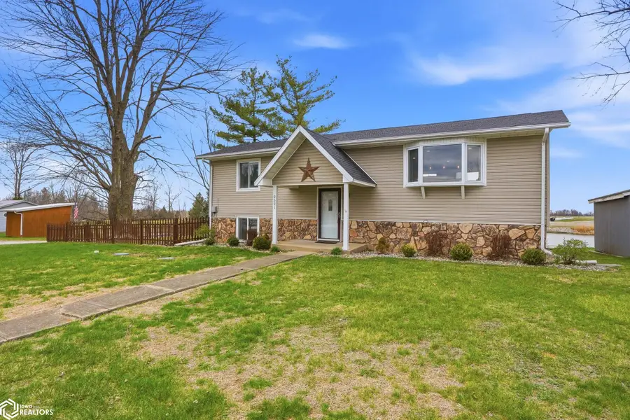 2521 Rocky Lane, New London, IA 52645 - #3