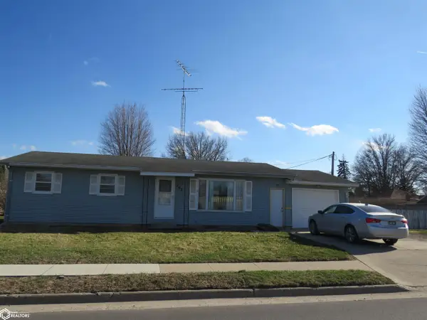 307 12th Avenue Ne, Hampton, IA 50441
