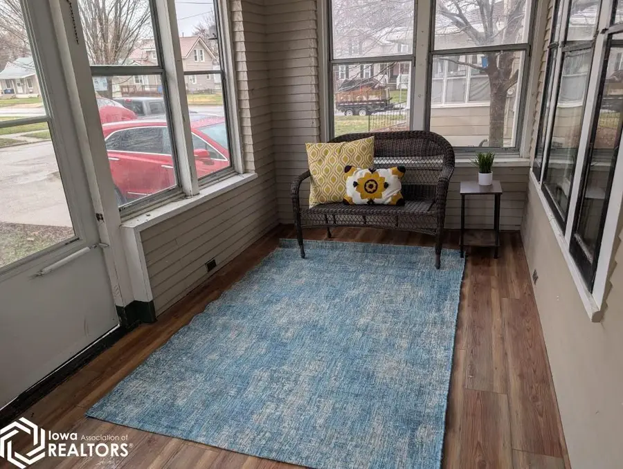 7 S Louisiana Avenue, Mason City, IA 50401 - #2