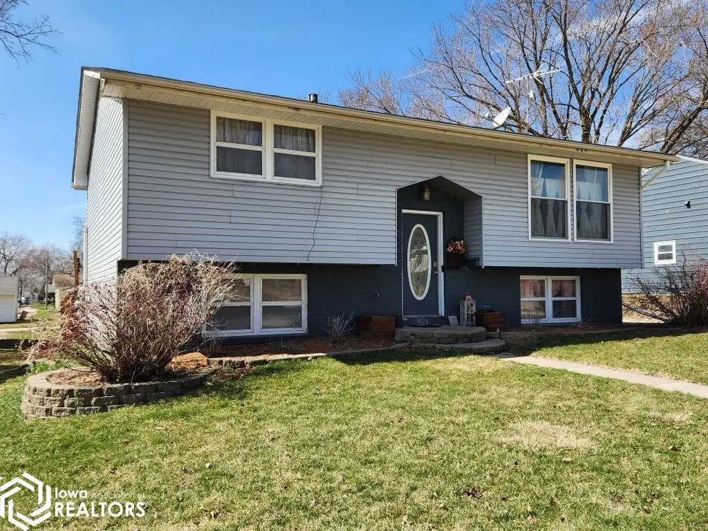 1026 N Polk Avenue, Mason City, IA 50401 - #1