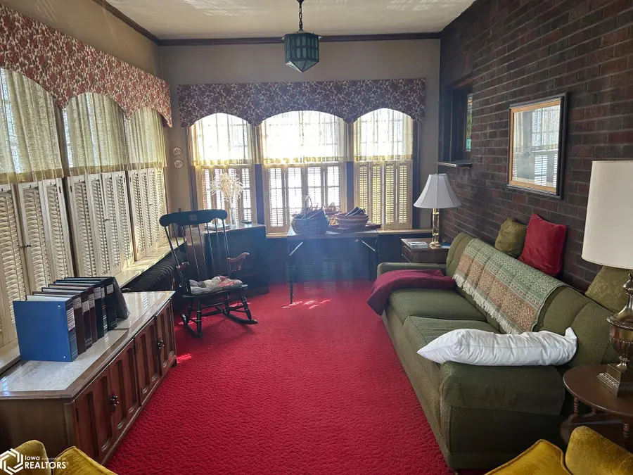 708 W Main Street, Marshalltown, IA 50158 - #3