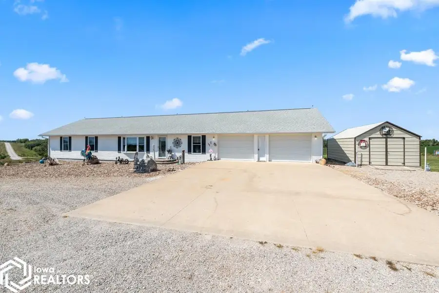 14758 276th Street, Bloomfield, IA 52537 - #2